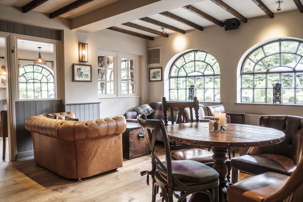 The Princess Royal Farnham  Exterior photo