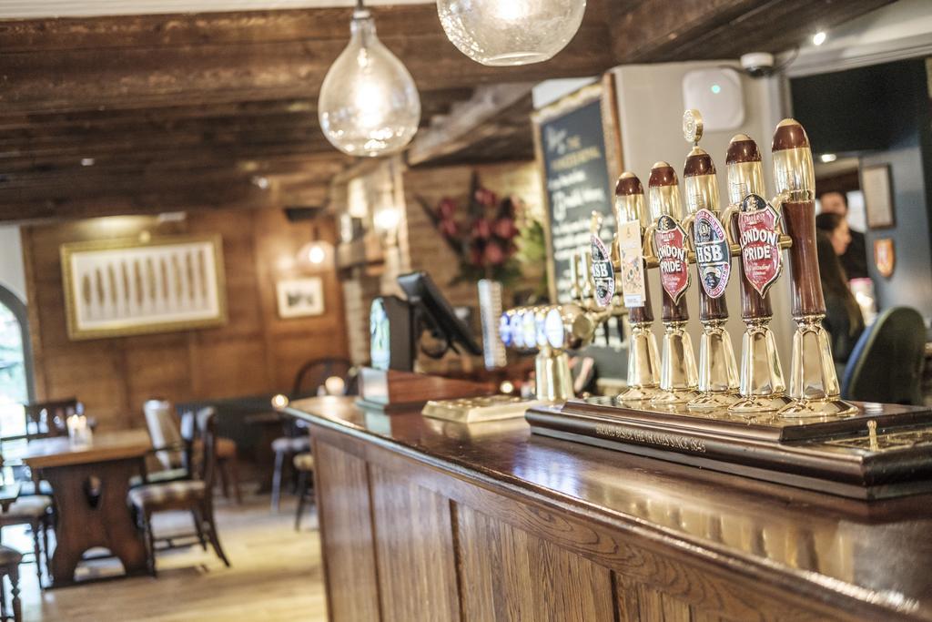 The Princess Royal Farnham  Exterior photo