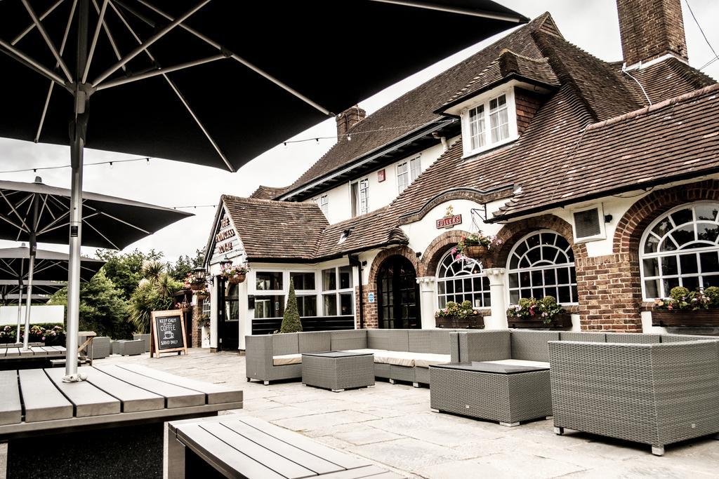 The Princess Royal Farnham  Exterior photo